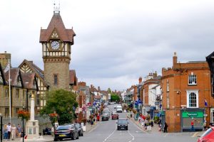 A busy town high street, similar to the Chilwell/Beeston area